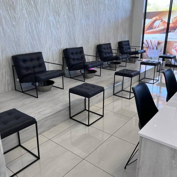 WhatsApp Image 2023-04-19 at 14.54.04 (9)